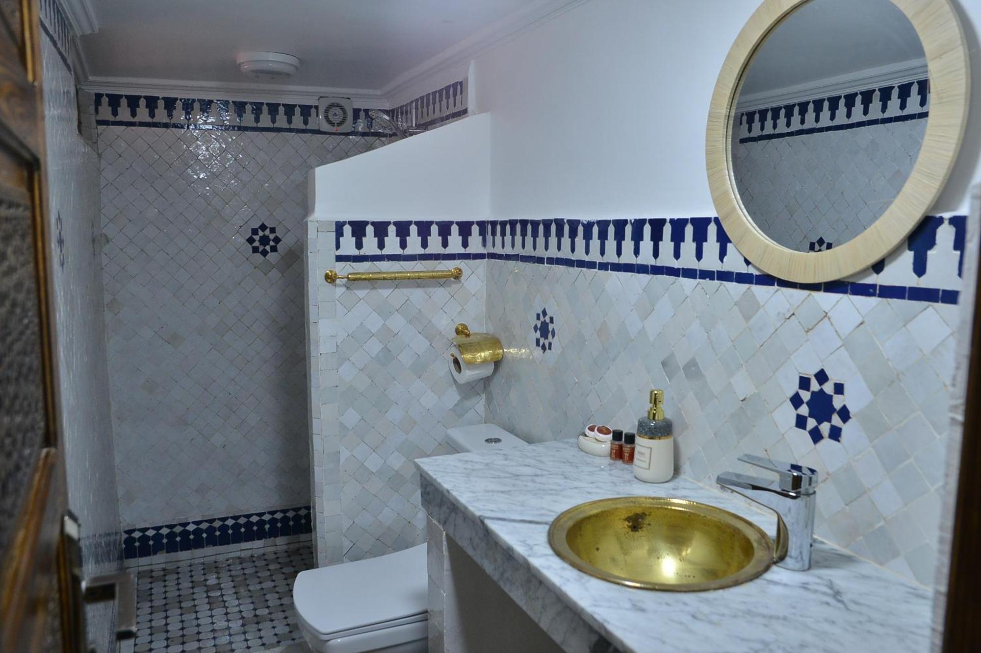 Riad Diamant Bleu フェズ エクステリア 写真