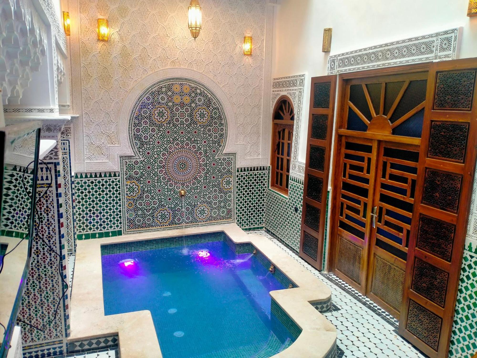 Riad Diamant Bleu フェズ エクステリア 写真