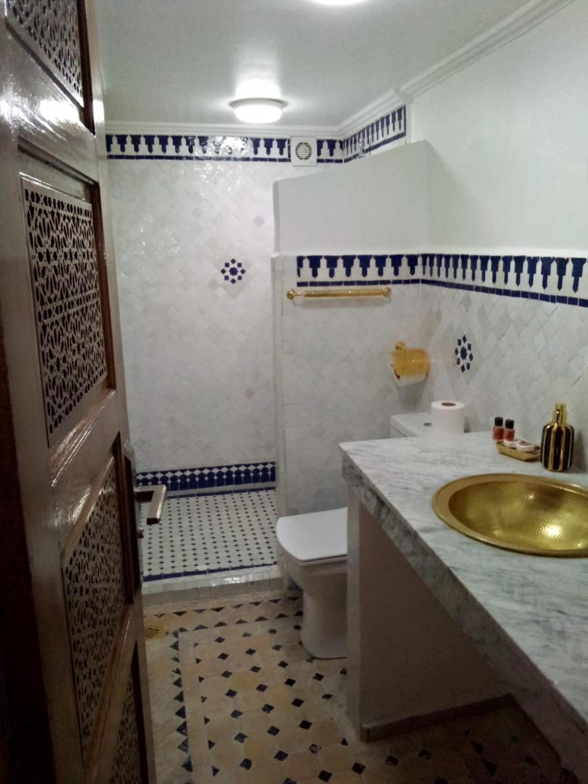 Riad Diamant Bleu フェズ エクステリア 写真